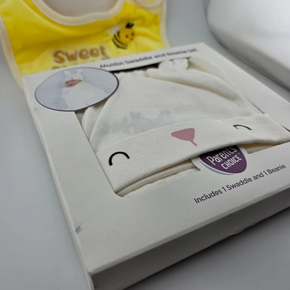 Parent's Choice Baby Swaddle and Beanie Set with Bib‎ 2-Piece Bunny New